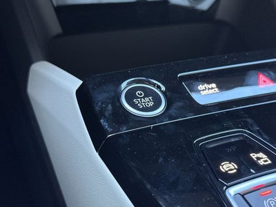 2027 Audi Q6 e-tron Prestige quattro