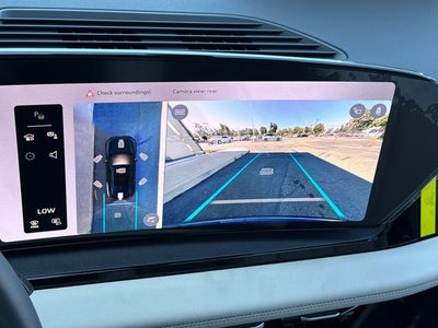 2027 Audi Q6 e-tron Prestige quattro