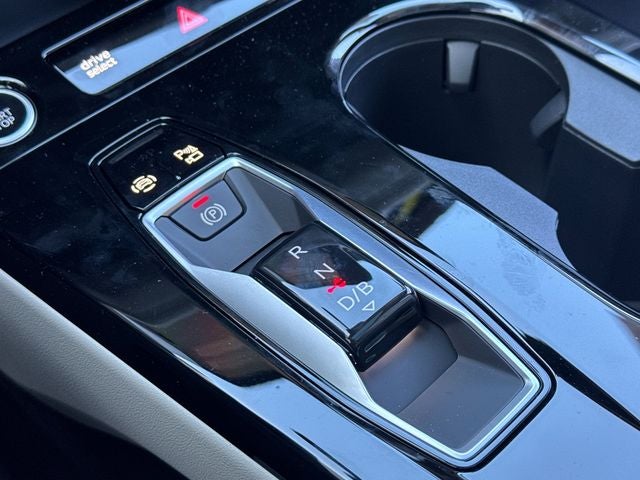 2027 Audi Q6 e-tron Prestige quattro