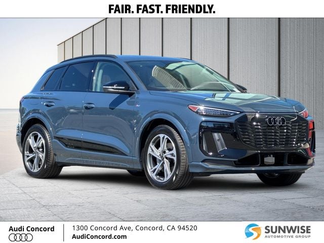 2027 Audi Q6 e-tron Prestige quattro
