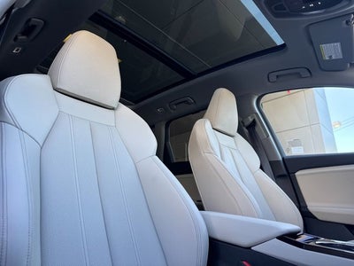 2027 Audi Q6 e-tron Prestige quattro