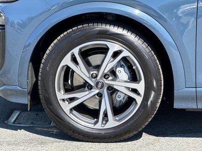 2027 Audi Q6 e-tron Prestige quattro