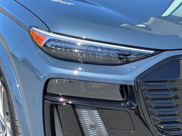 2027 Audi Q6 e-tron Prestige quattro