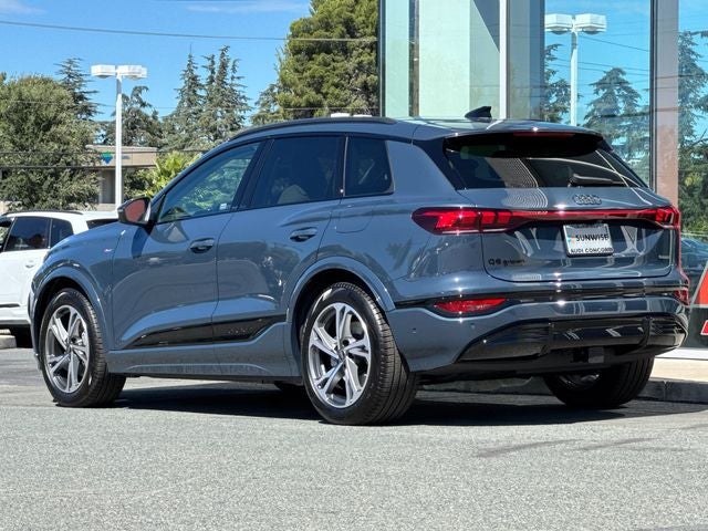 2027 Audi Q6 e-tron Prestige quattro