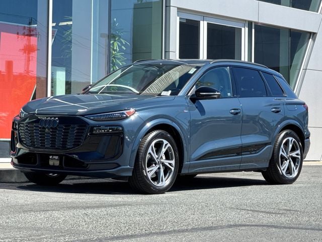 2027 Audi Q6 e-tron Prestige quattro