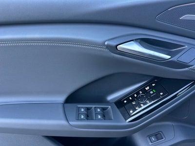 2027 Audi Q6 e-tron Prestige quattro