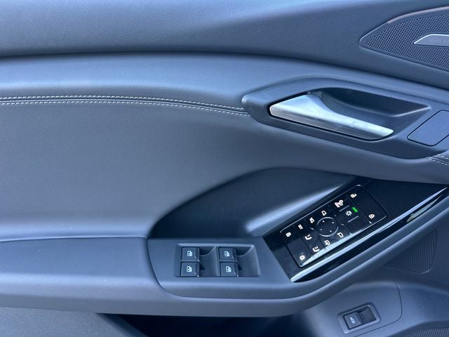 2027 Audi Q6 e-tron Prestige quattro