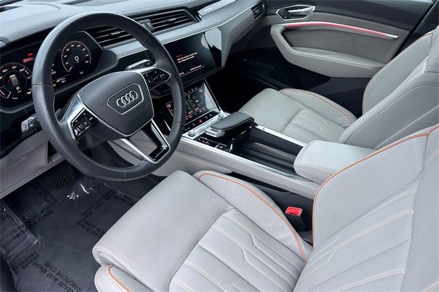 2024 Audi Q8 e-tron Prestige quattro