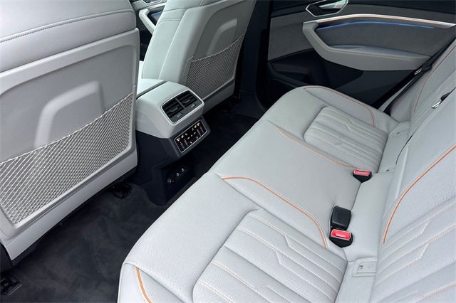 2024 Audi Q8 e-tron Prestige quattro