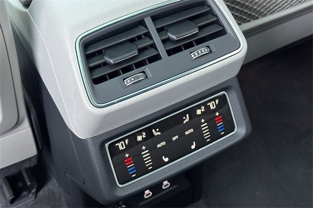 2024 Audi Q8 e-tron Prestige quattro