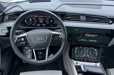 2024 Audi Q8 e-tron Prestige quattro