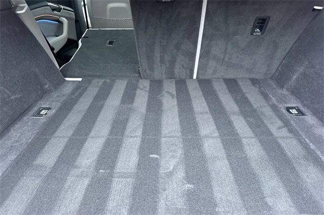 2024 Audi Q8 e-tron Prestige quattro