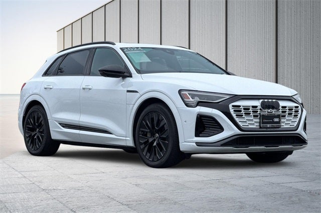 2024 Audi Q8 e-tron Prestige quattro