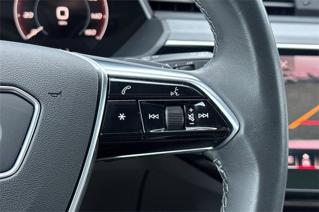 2024 Audi Q8 e-tron Prestige quattro