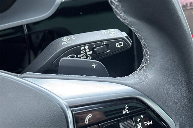 2024 Audi Q8 e-tron Prestige quattro