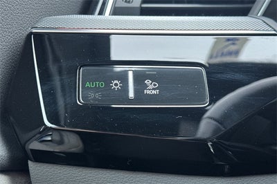 2024 Audi Q8 e-tron Prestige quattro