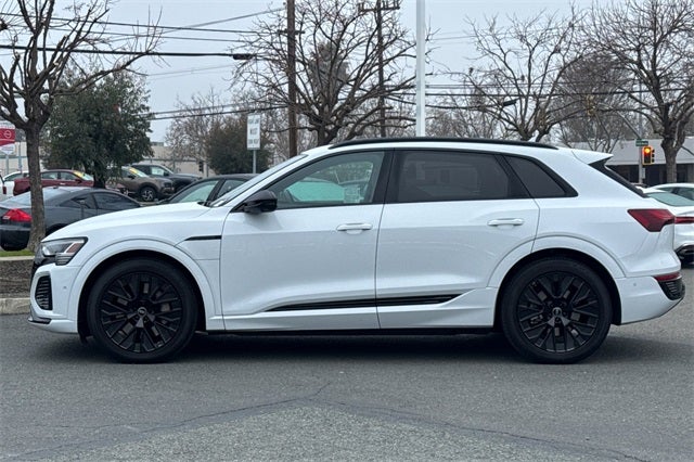 2024 Audi Q8 e-tron Prestige quattro