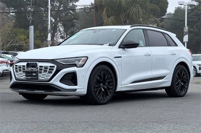 2024 Audi Q8 e-tron Prestige quattro