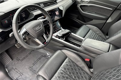 2024 Audi SQ8 e-tron Prestige quattro