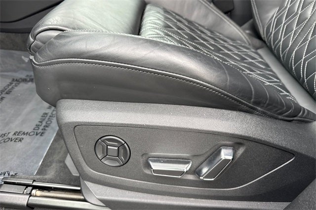 2024 Audi SQ8 e-tron Prestige quattro