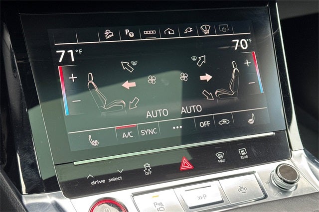 2024 Audi SQ8 e-tron Prestige quattro