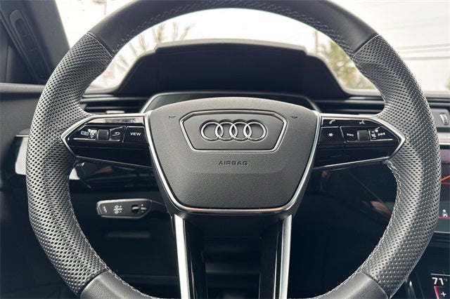 2024 Audi SQ8 e-tron Prestige quattro