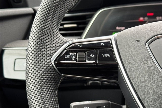 2024 Audi SQ8 e-tron Prestige quattro