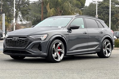 2024 Audi SQ8 e-tron Prestige quattro