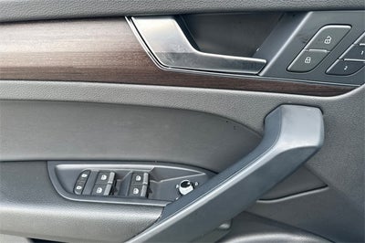 2023 Audi Q5 40 Premium quattro