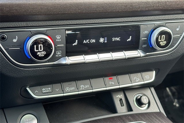 2023 Audi Q5 40 Premium quattro