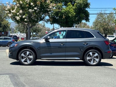 2023 Audi Q5 40 Premium quattro