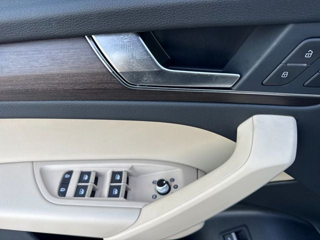 2023 Audi Q5 40 Premium quattro