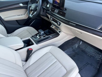 2023 Audi Q5 40 Premium quattro