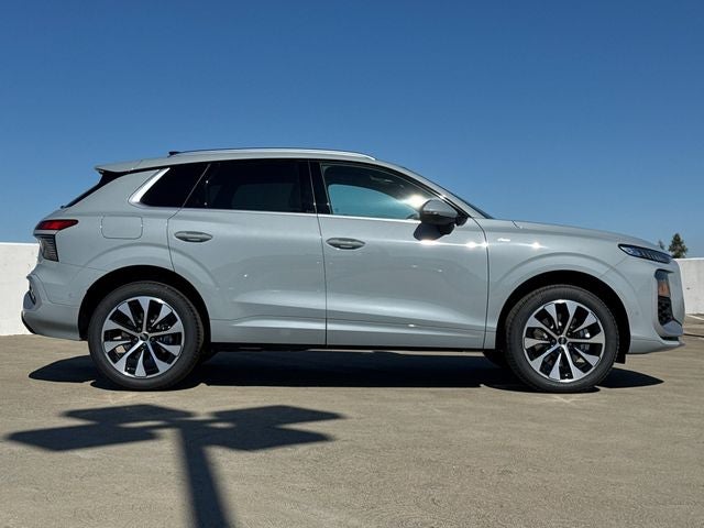 2026 Audi Q3 S line quattro