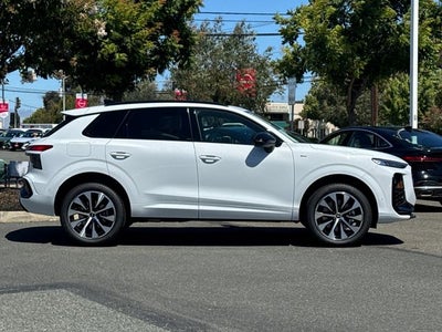 2026 Audi Q3 S line quattro