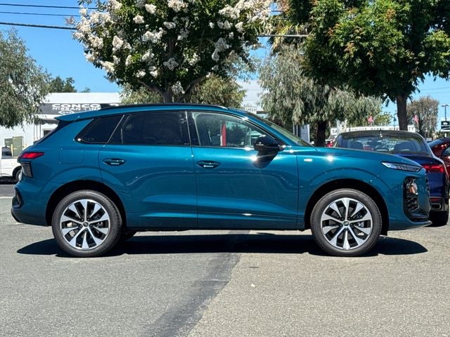 2026 Audi Q3 S line quattro