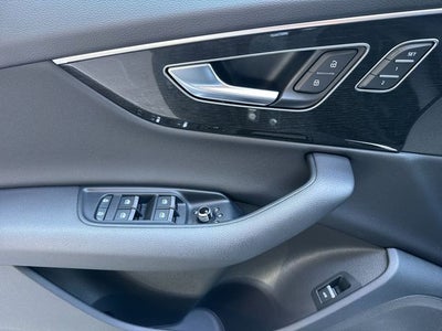 2023 Audi Q7 45 Premium quattro