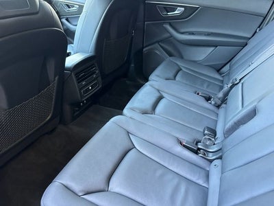 2023 Audi Q7 45 Premium quattro