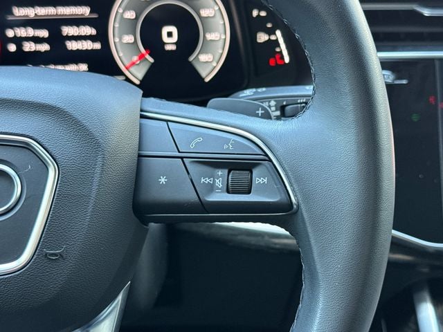 2023 Audi Q7 45 Premium quattro