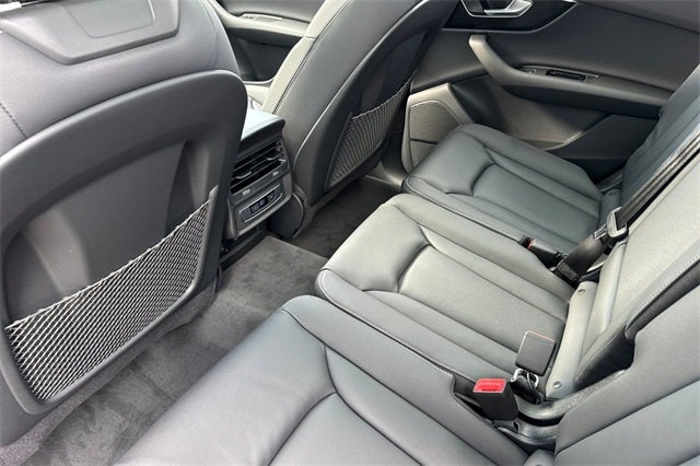 2026 Audi Q7 45 Premium quattro