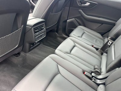 2026 Audi Q7 45 Premium quattro