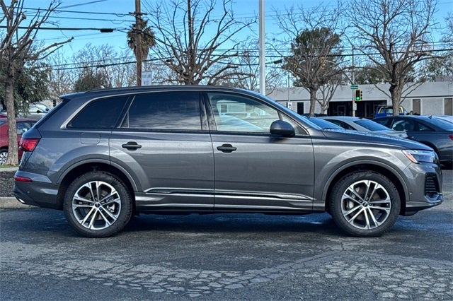 2026 Audi Q7 45 Premium quattro