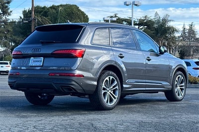 2026 Audi Q7 45 Premium quattro