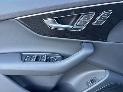 2026 Audi Q7 45 Premium quattro