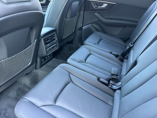 2026 Audi Q7 45 Premium quattro