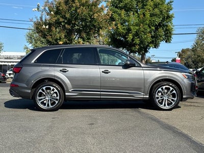 2026 Audi Q7 45 Premium quattro
