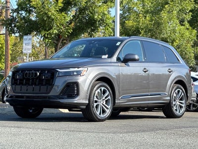 2026 Audi Q7 45 Premium quattro
