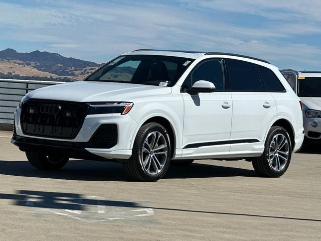 2026 Audi Q7 45 Premium quattro