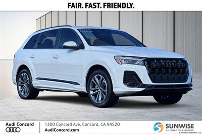 2025 Audi Q7 45 Premium quattro