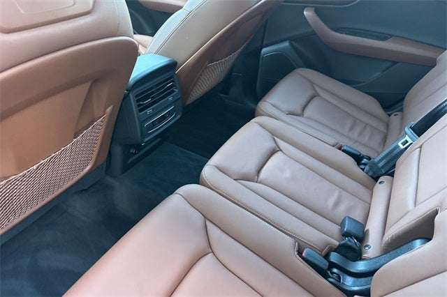 2025 Audi Q7 45 Premium quattro